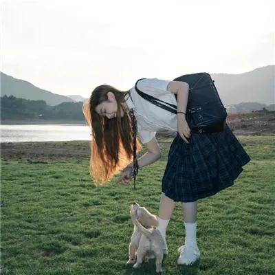 我,何爷爷
